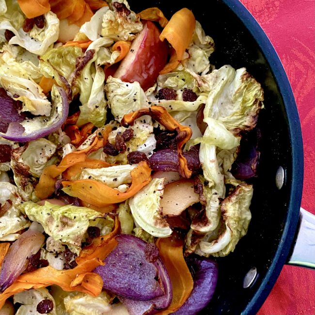 ROASTED CABBAGE WITH APPLE